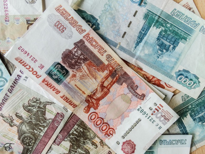 Долги свердловчан перед банками превысили 800 млрд рублей
