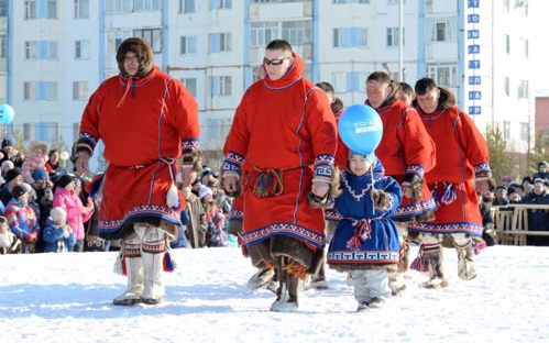 Запсибкомбанк в Надыме принял участие в праздновании Дня оленевода