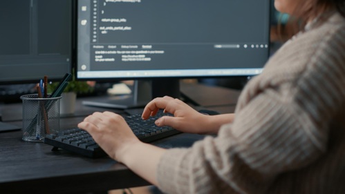 Как Python помогает работать с финансовыми таблицами: инструменты и сценарии для аналитика