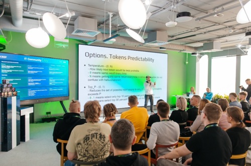 5 стримов, 23 спикера и более 300 участников: Сбер провел в Екатеринбурге IT Community Day 5 стримов, 23 спикера и более 300 участников: Сбер провел в Екатеринбурге IT Community Day