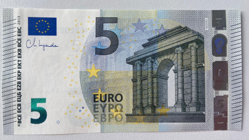 Европейский центробанк объявил о выпуске обновленных банкнот евро