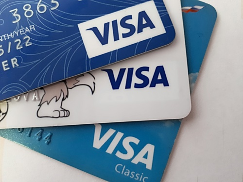 Владельцев карт Visa ждут повышенные бонусы и скидки от Магнита, Лукойла и AliExpress
