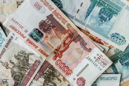 Банковские сбережения россиян превысили 47 трлн рублей