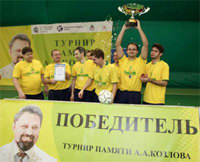 Команда БАНКА УРАЛСИБ победила в футбольном турнире памяти Первого заместителя Председателя Банка России Андрея Козлова Команда БАНКА УРАЛСИБ победила в футбольном турнире памяти Первого заместителя Председателя Банка России Андрея Козлова