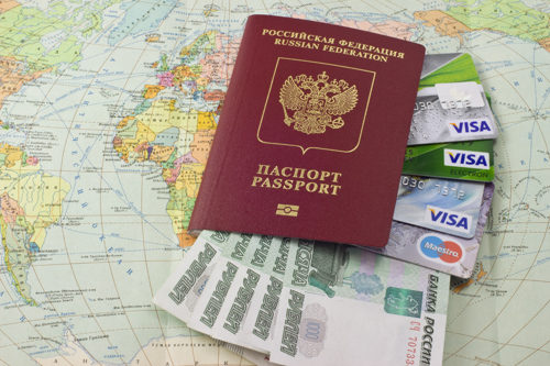Банк России рекомендовал банкам обслуживать клиентов по паспортам с истекшим сроком действия Банк России рекомендовал банкам обслуживать клиентов по паспортам с истекшим сроком действия